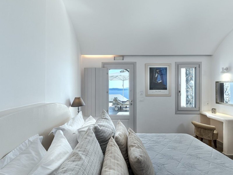 Santorini Secret Premium 24 - Room Example