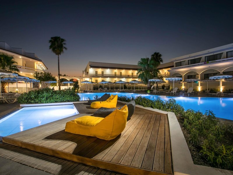 Niriides Hotel 8