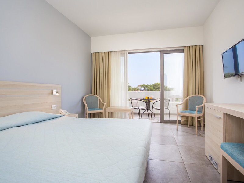 Niriides Hotel 37