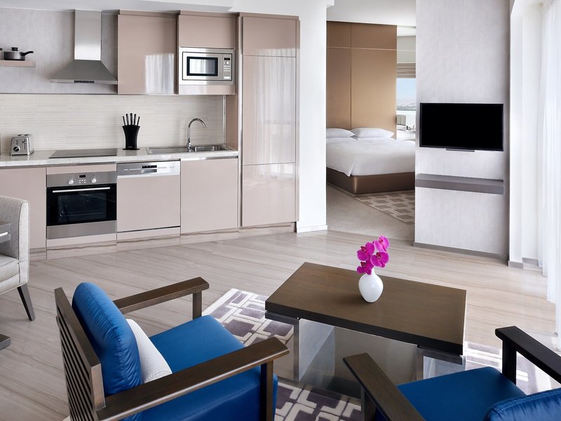Hyatt Regency Creek Heights Residences 25