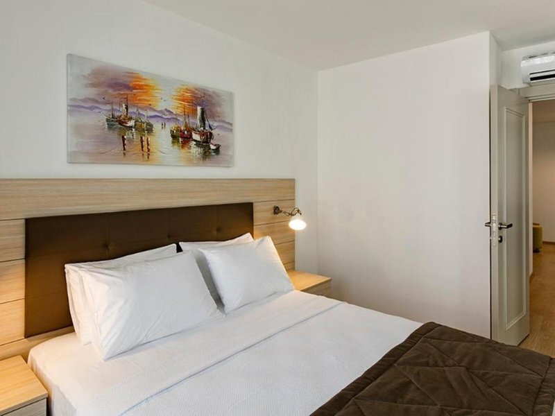 The Room 18