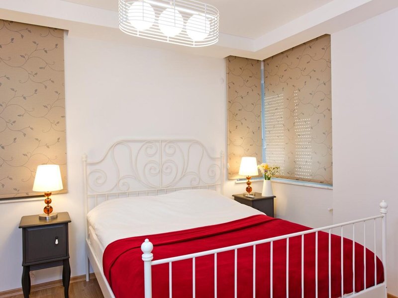 The Room 38