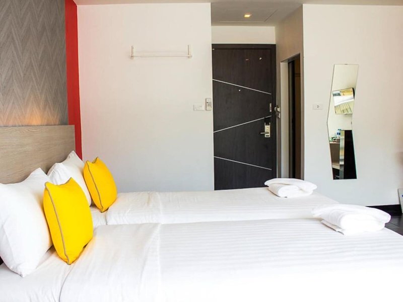 Wake Up Aonang Hotel 11