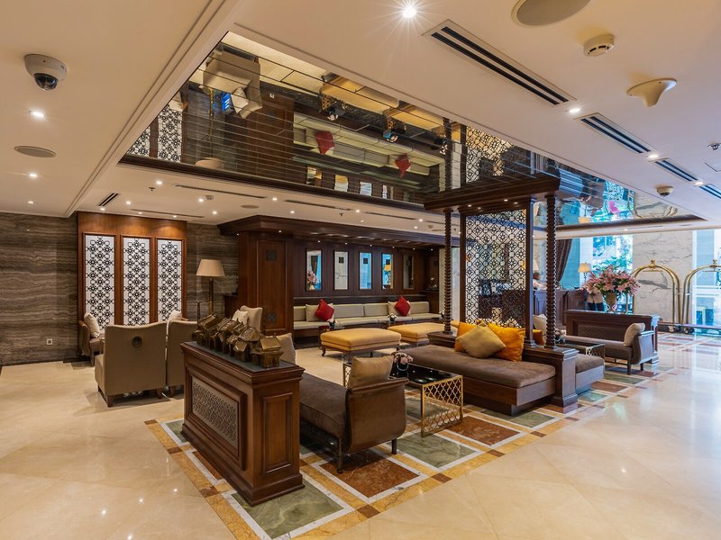 The Lapis Hotel 9