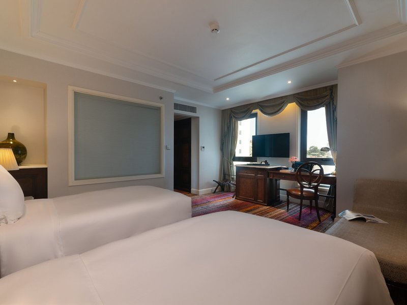 The Lapis Hotel 31