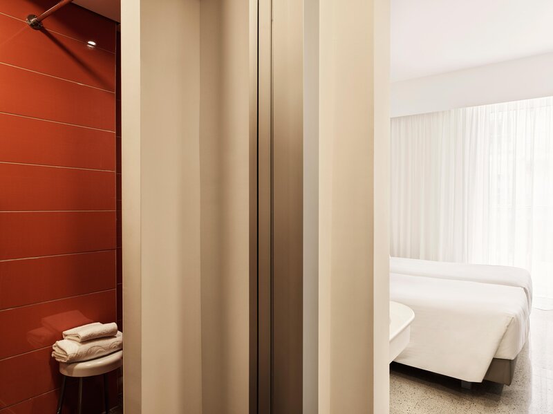 Esperia 36 - Bathroom Example