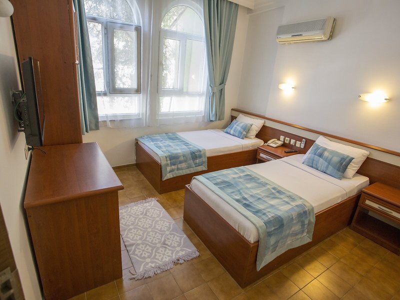 Oscar Garden Hotel 19