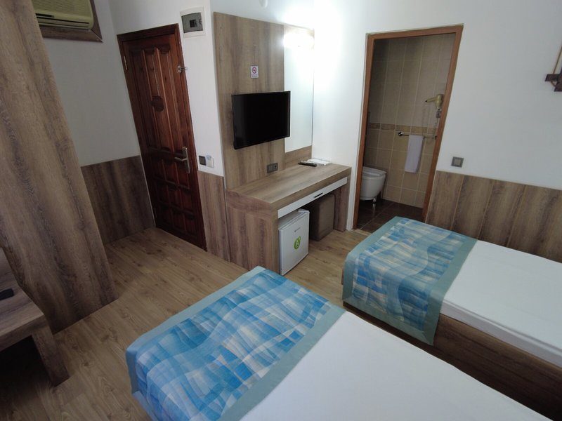 Oscar Garden Hotel 28