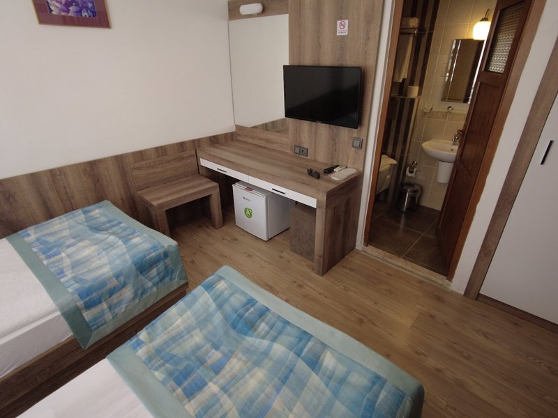 Oscar Garden Hotel 33