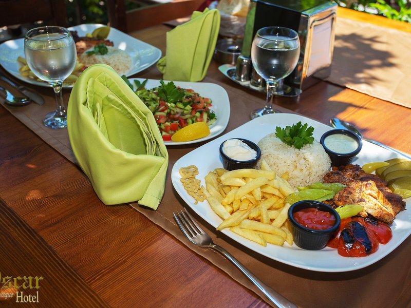 Oscar Garden Hotel 38