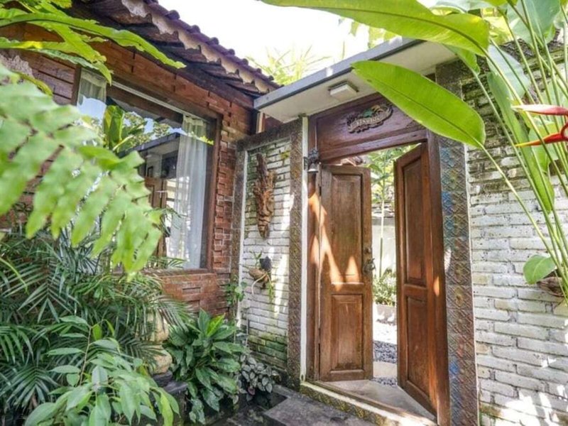 Katak Tepi Sawah Villas 3