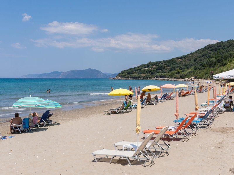 Paramonas 6 - Beach