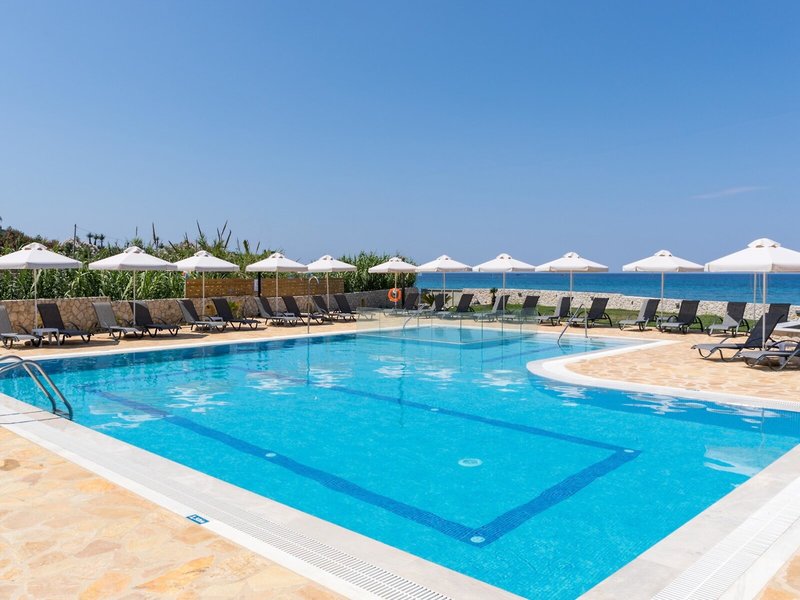 Paramonas 8 - Outdoor Pool