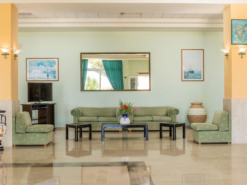 Paramonas 16 - Lounge / Lobby