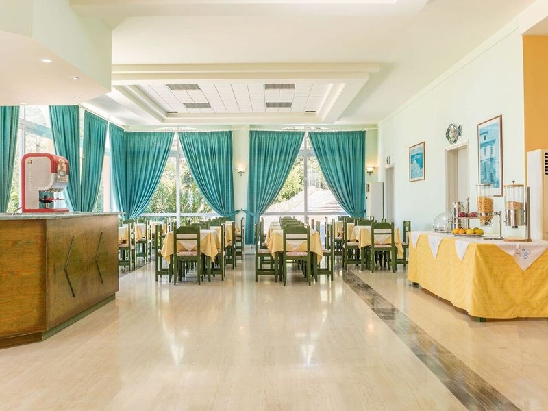 Paramonas 26 - Restaurant