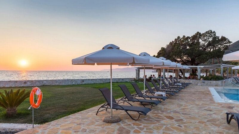 Paramonas 6 - Outdoor Pool