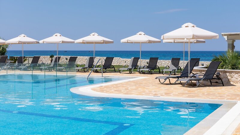 Paramonas 8 - Outdoor Pool