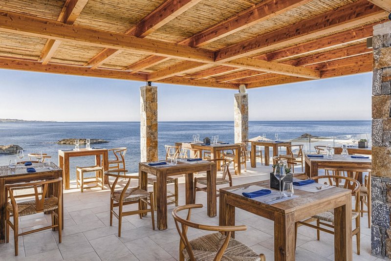 Abaton Island Resort & Spa 4