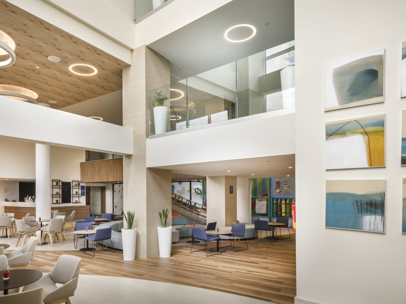 Valamar Girandella Resort - Maro Suites 12