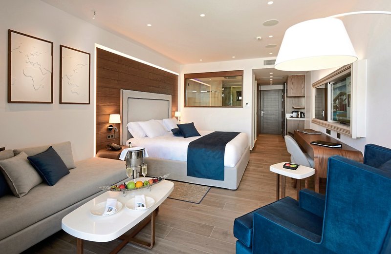 Nana Princess Suites, Villas & Spa 14