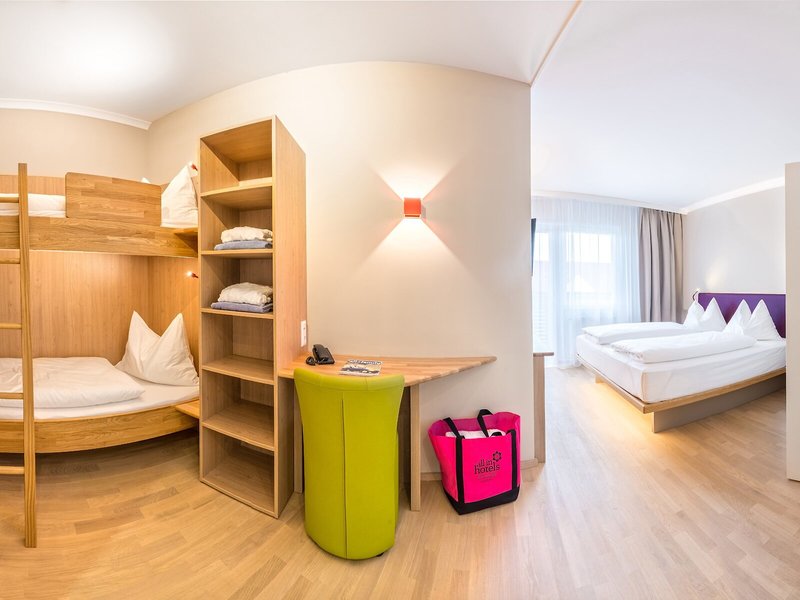 All In Red Thermenhotel 43