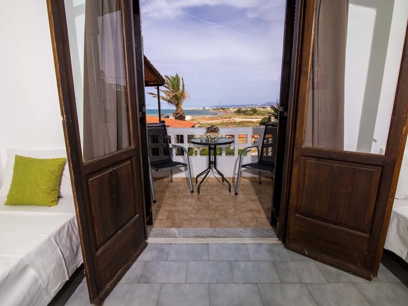 Irilena Hotel 42