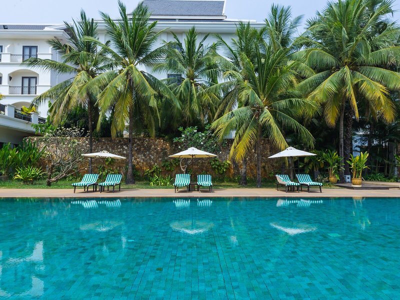 Lotus Blanc Hotel 4