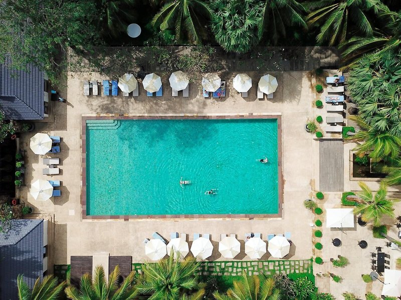 Lotus Blanc Hotel 6