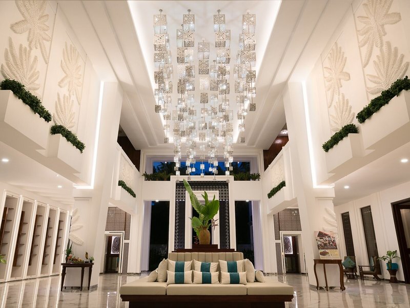 Lotus Blanc Hotel 10