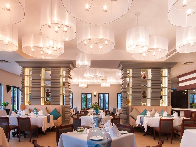 Lotus Blanc Hotel 17