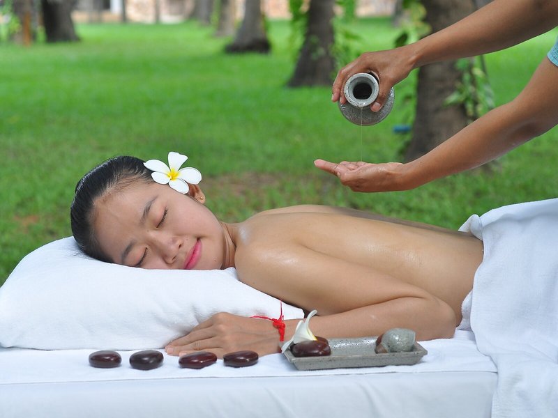 Lotus Blanc Hotel 23