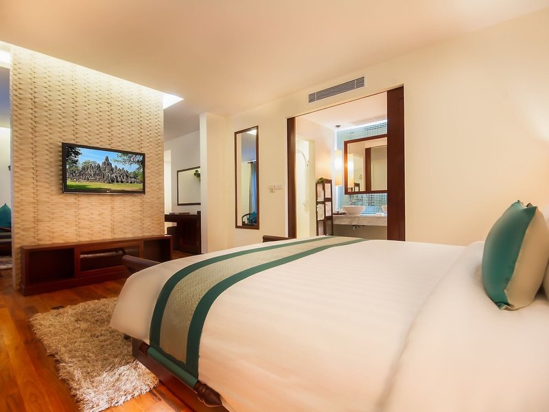 Lotus Blanc Hotel 32