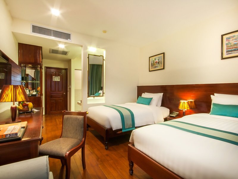 Lotus Blanc Hotel 35