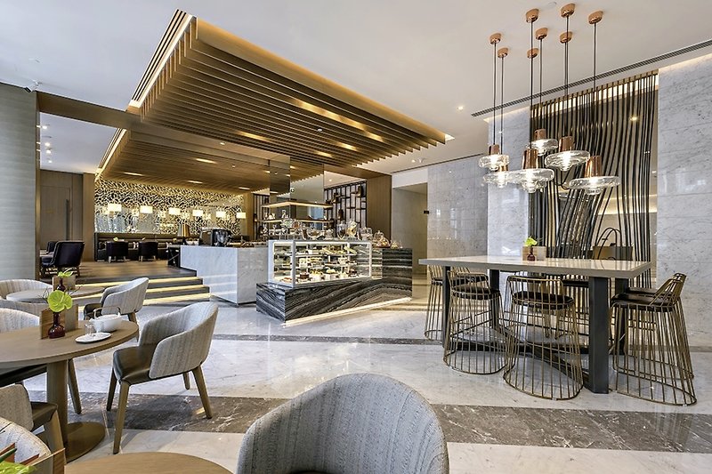 Al Bandar Rotana Creek 11