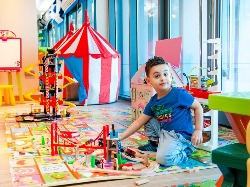 Holiday Inn Dubai Festival City 25