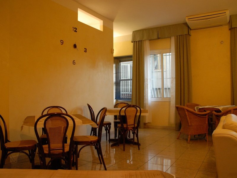 Hotel Arno 4