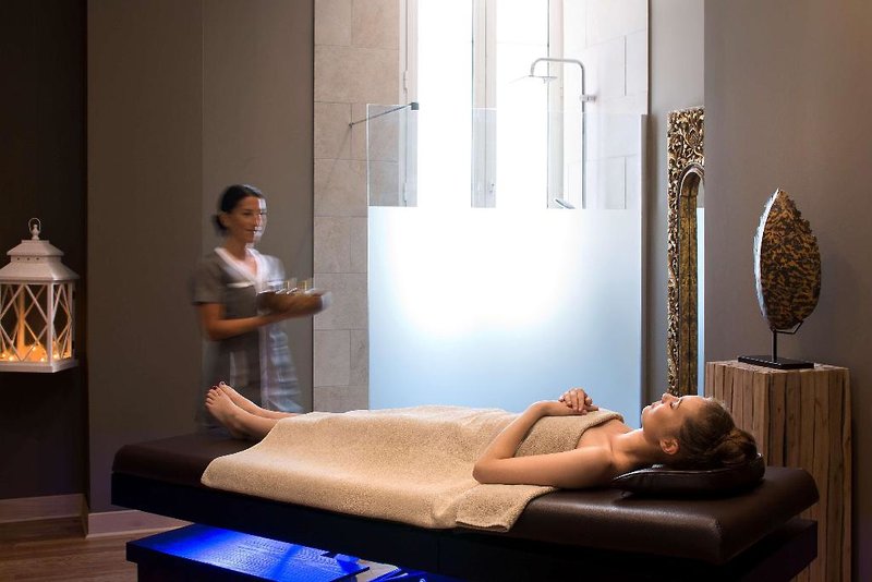 Grand Hotel des Sablettes Plage 3