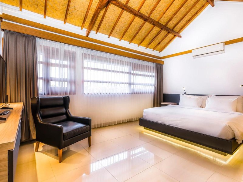 Imani Suites 13