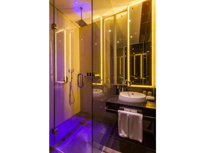 Imani Suites 23