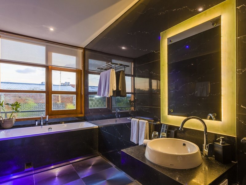 Imani Suites 26