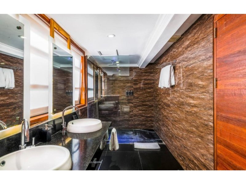 Imani Suites 33