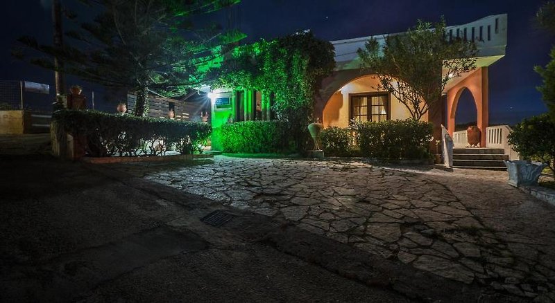 Villa Georgia Apartments & Suites 15