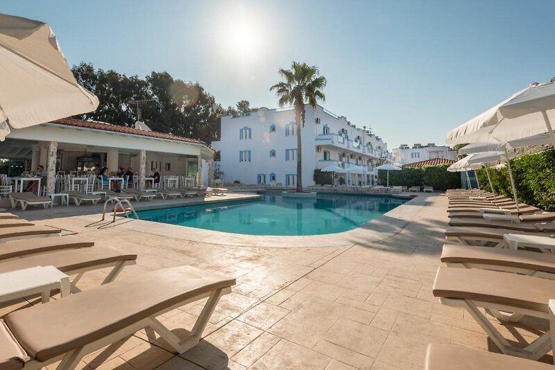 Aegean Blu Apartotel 4