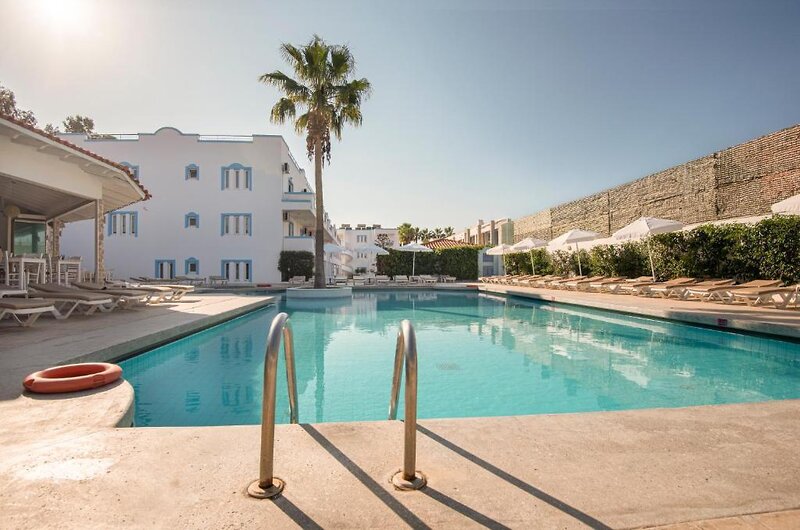 Aegean Blu Apartotel 15