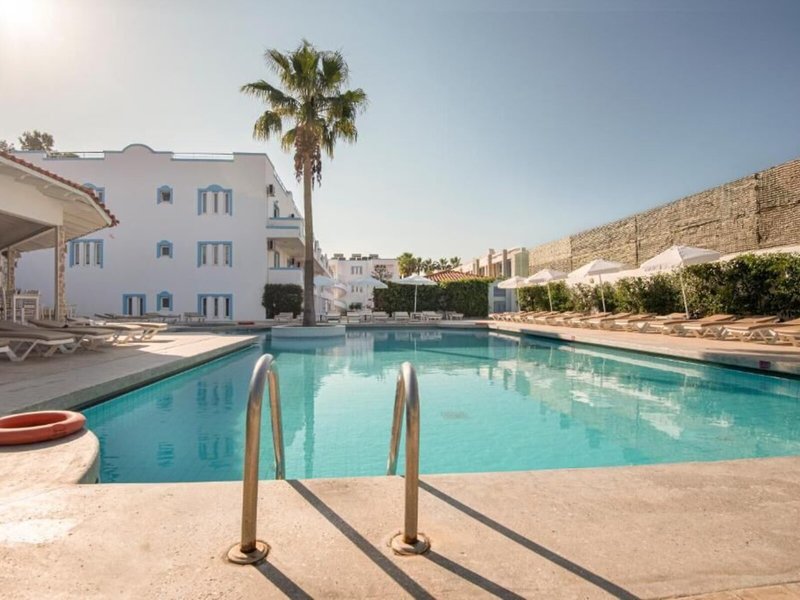 Aegean Blu Apartotel 3