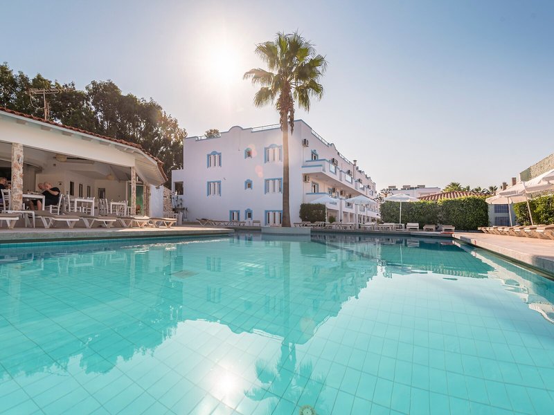 Aegean Blu Apartotel 7