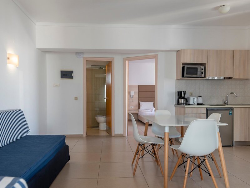 Aegean Blu Apartotel 13