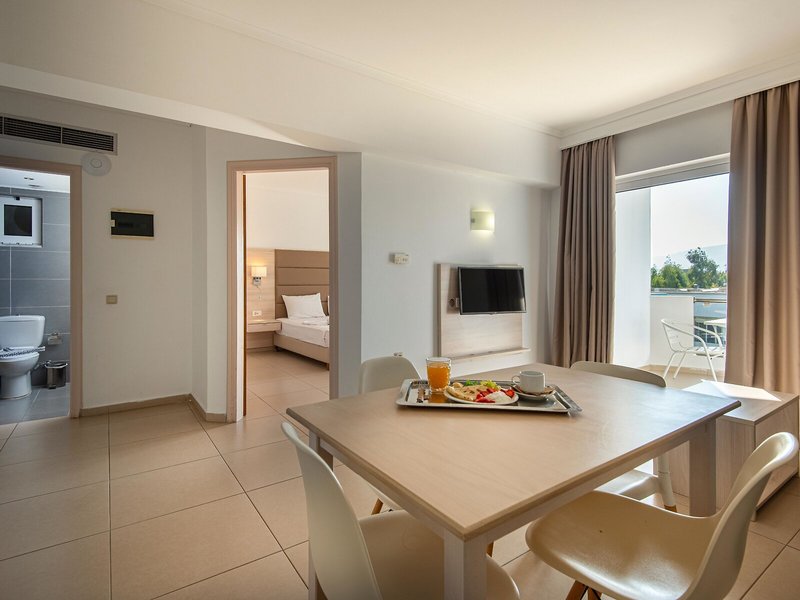 Aegean Blu Apartotel 14