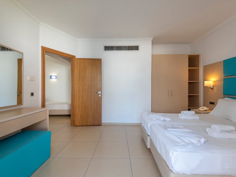 Aegean Blu Apartotel 21