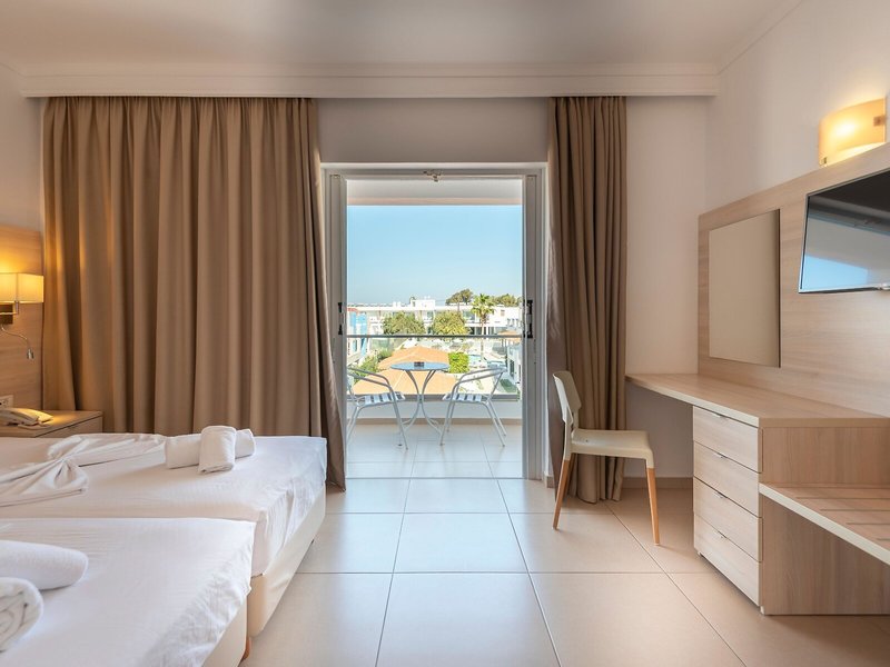 Aegean Blu Apartotel 26